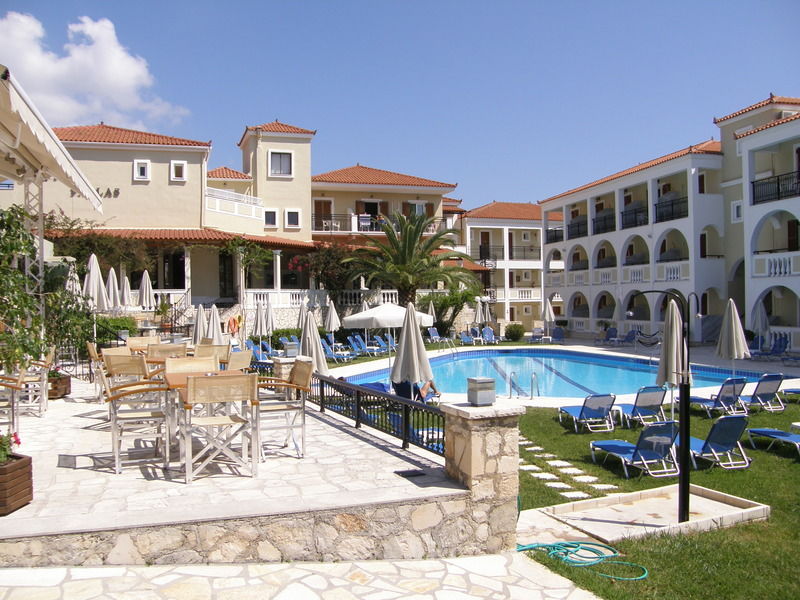 Hotel Pallas Laganász Kültér fotó